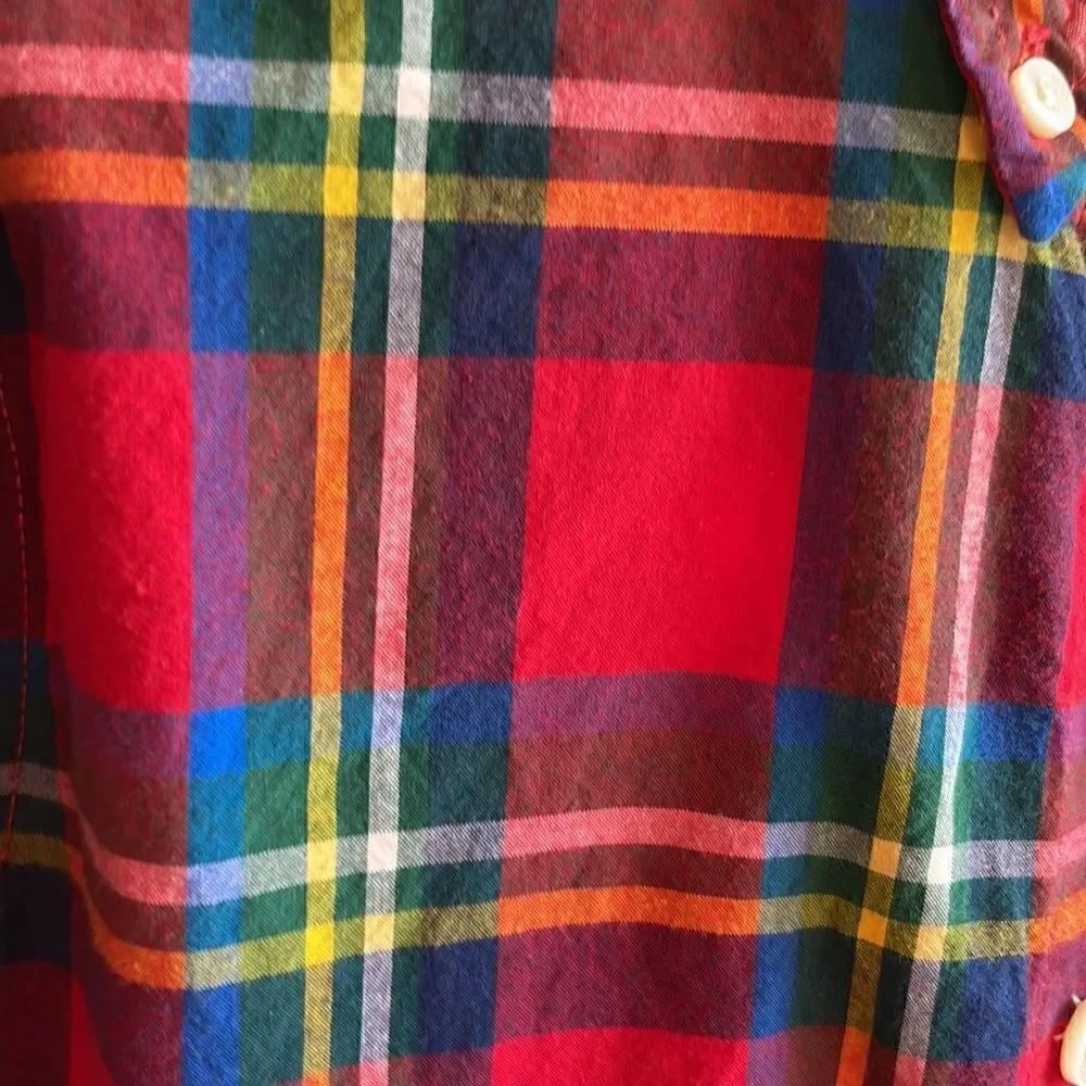 Abercrombie kids plaid button down Oxford shirt, red, great for pictures, xl